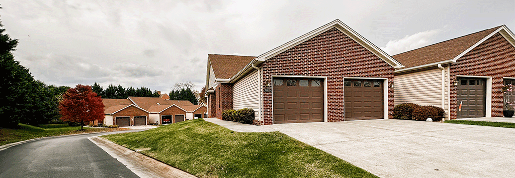 1406 VALLEY VISTA LN. FOREST, VA 24551