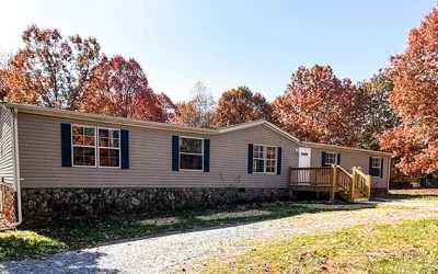 53 SWAN CREEK RD, GLADYS, VA 24554